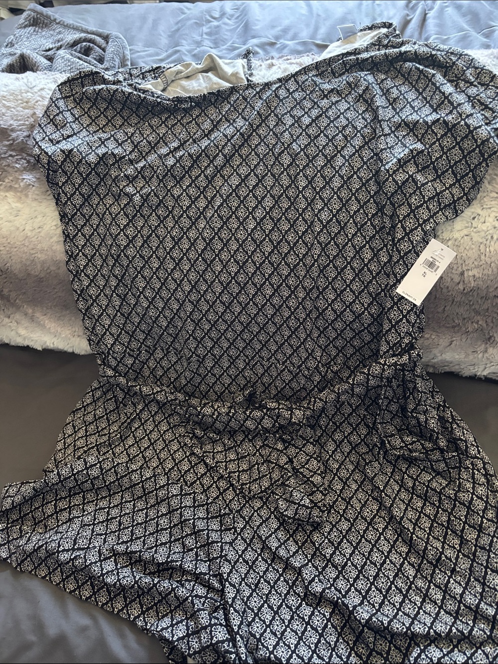 Old Navy Black and White Printed Romper